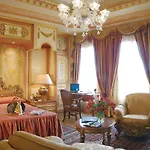 Hotel Regina Palace 4*