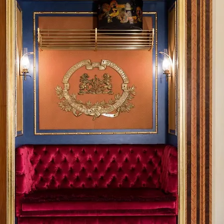 レギーナ パレス ホテル 4*