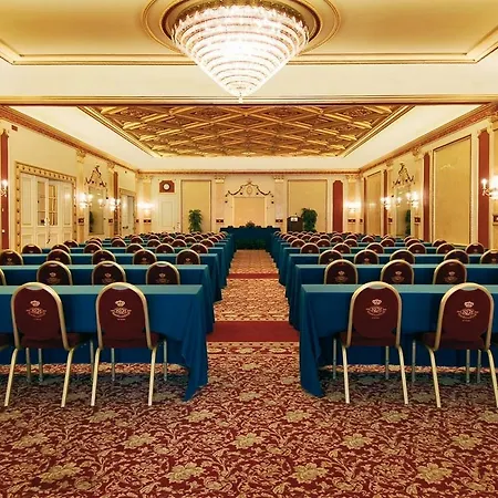 Hotel Regina Palace