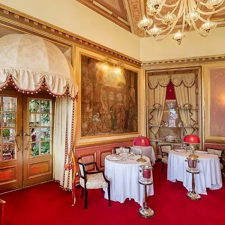 Hotel Regina Palace