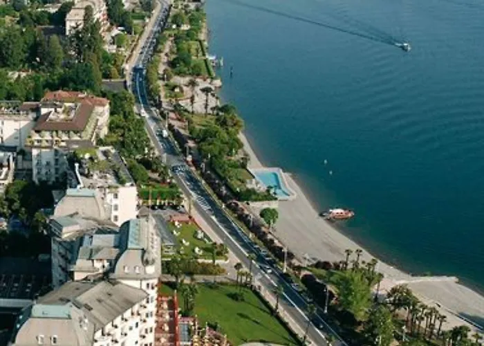 Отель Regina Palace 4*