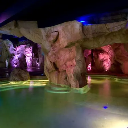 Regina Palace Hotell 4*