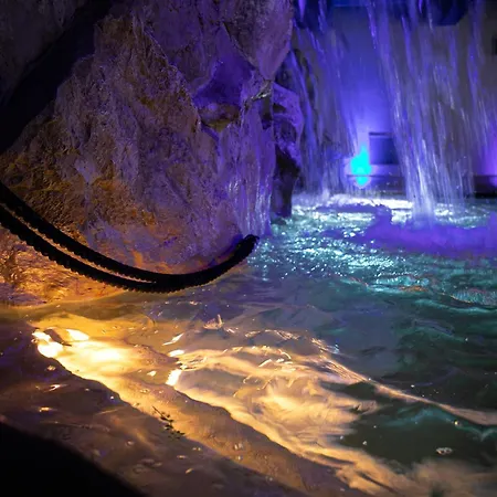 Regina Palace Hotell 4*